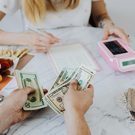 财务处理复杂低效