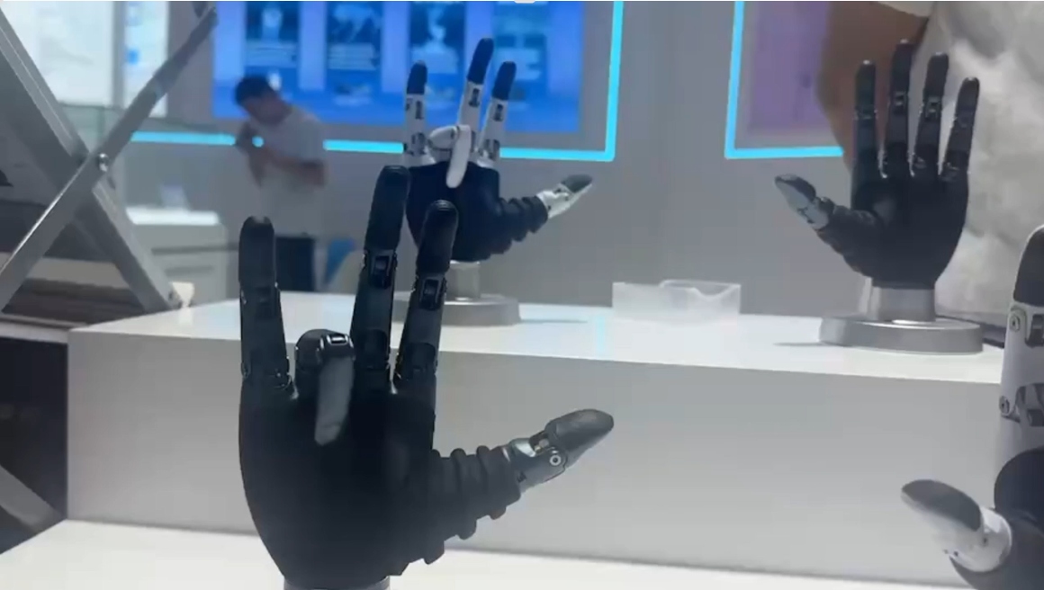 dexhand.png